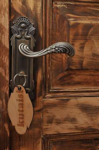 Гостевой дом palm hotel Батуми Стандартный семейный номер-22