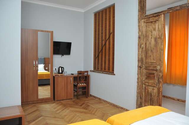 Гостевой дом palm hotel Батуми-20